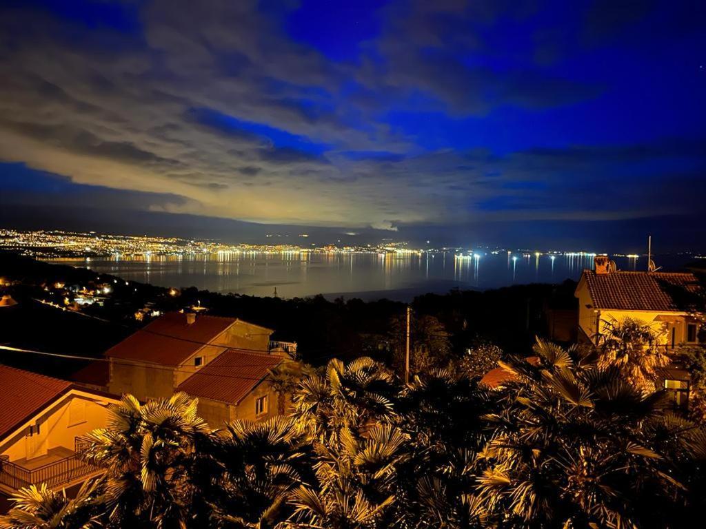 Villa Laurea Lovran Exterior photo